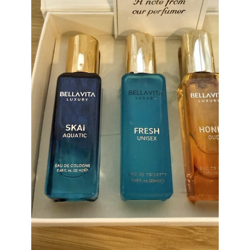 Bellavita Luxury Unisex Perfume Gift Set with Honey 0.68 Fl Oz (Pack of 4) NIB - Picture 2 of 5